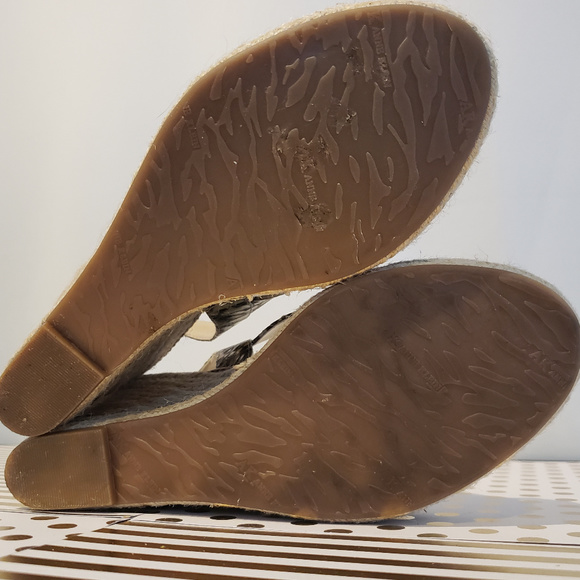 Anne Klein snake skin espadrille wedge - Picture 6 of 8